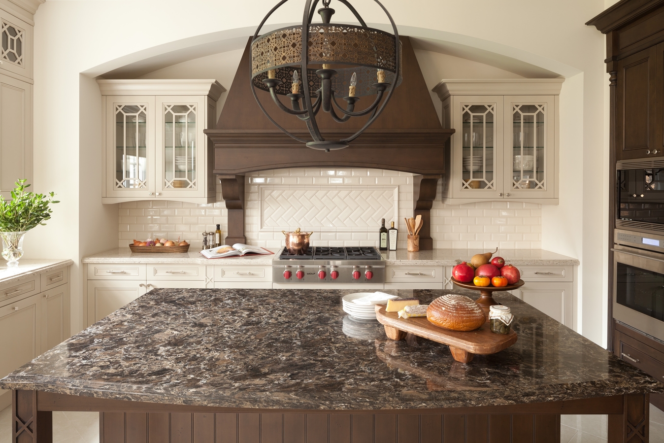 Granite vs. Quartz: Is One Better Than The Other?